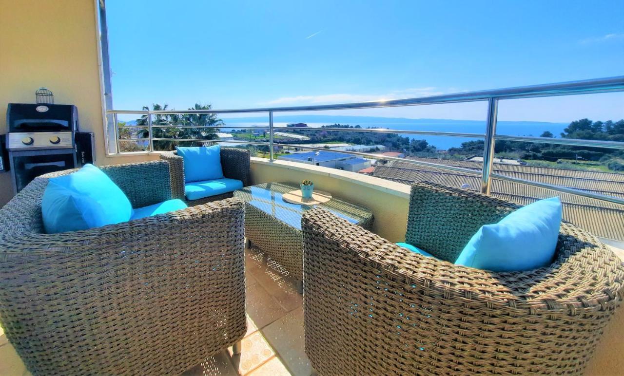Sea View- Spacious Apartment With Shared Pool Split Dış mekan fotoğraf