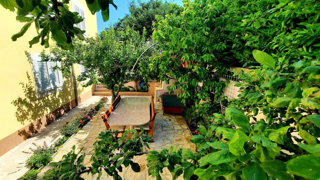 Sea View- Spacious Apartment With Shared Pool Split Dış mekan fotoğraf